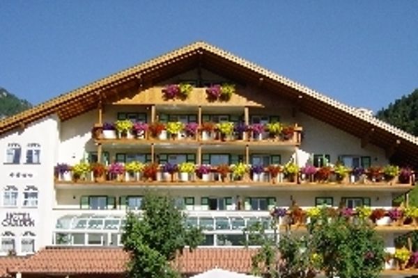 Garden (Moena)